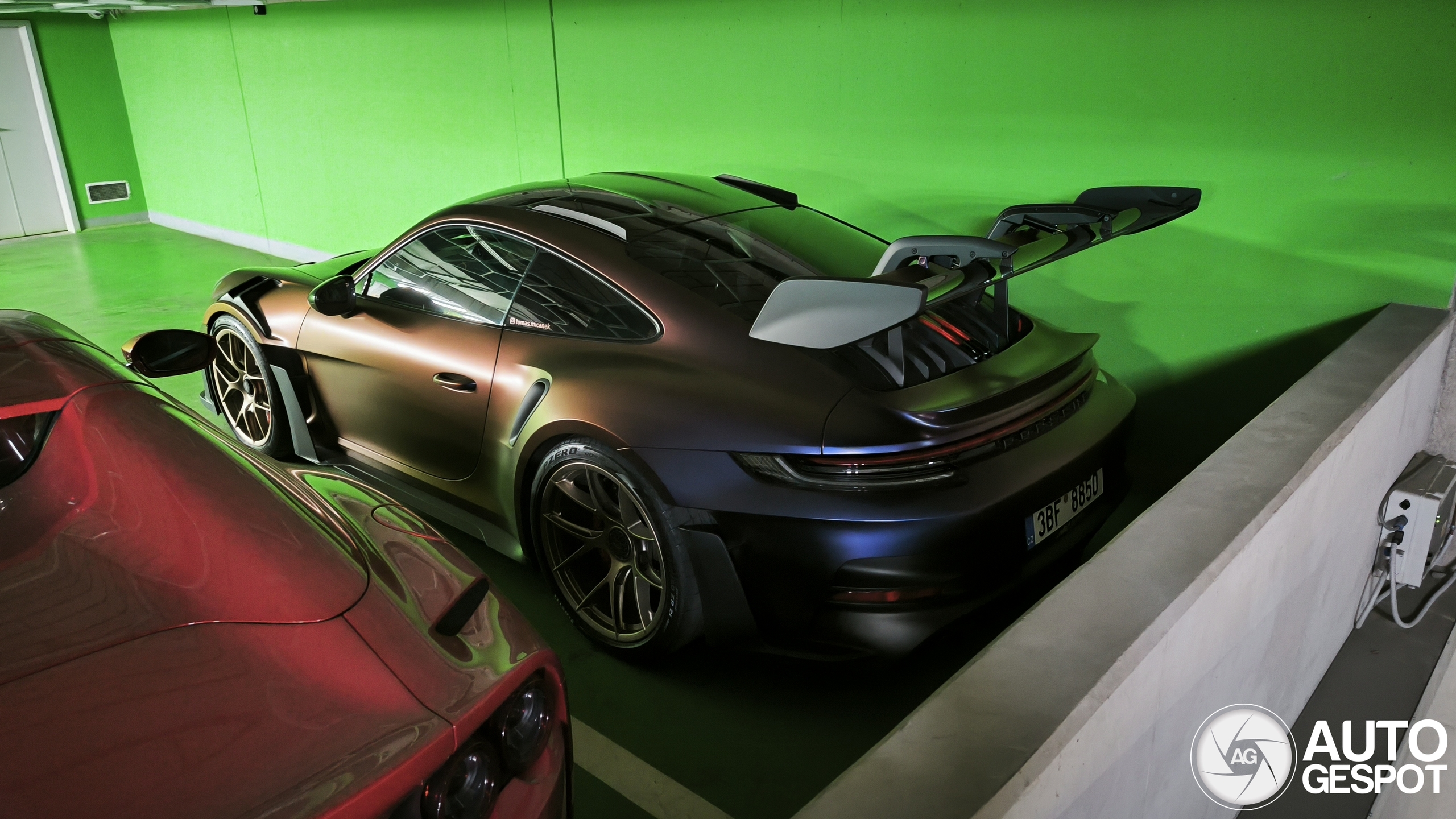 Porsche 992 GT3 RS Weissach Package