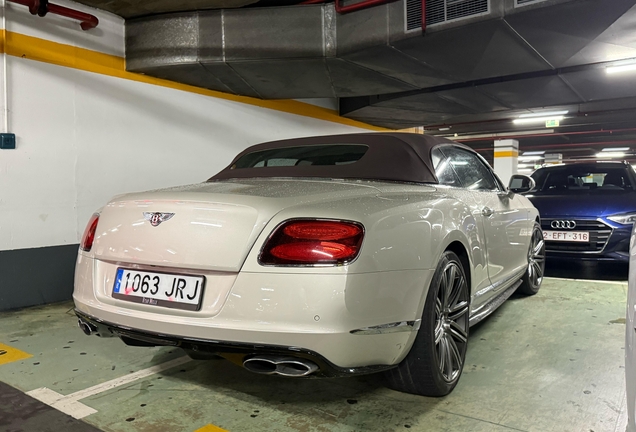 Bentley Continental GTC V8