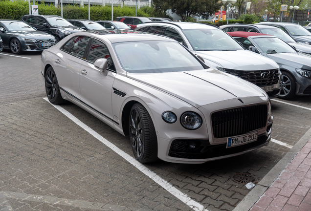 Bentley Flying Spur V8 Azure