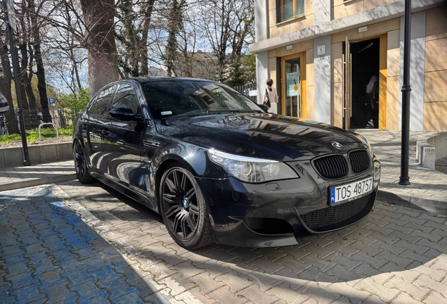 BMW M5 E60 2007