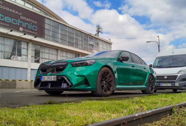 BMW M5 G90