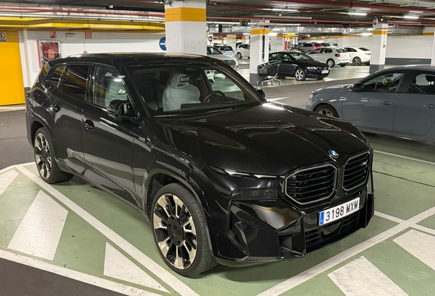 BMW XM G09