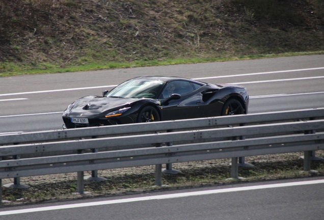 Ferrari F8 Tributo