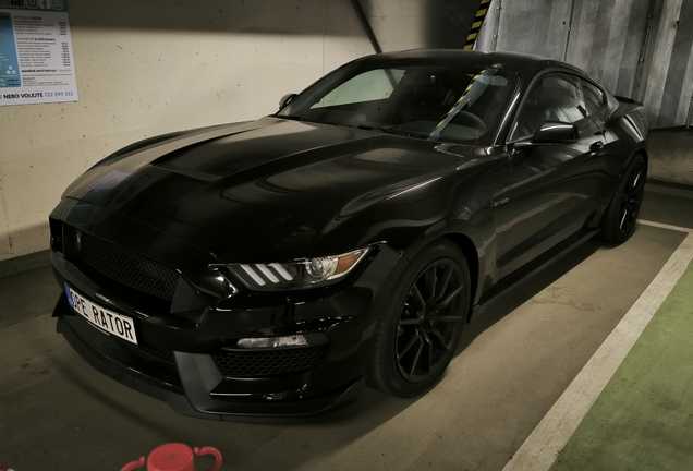 Ford Mustang Shelby GT350 2015