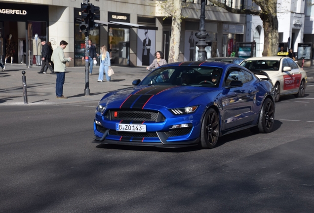Ford Mustang Shelby GT350R 2015