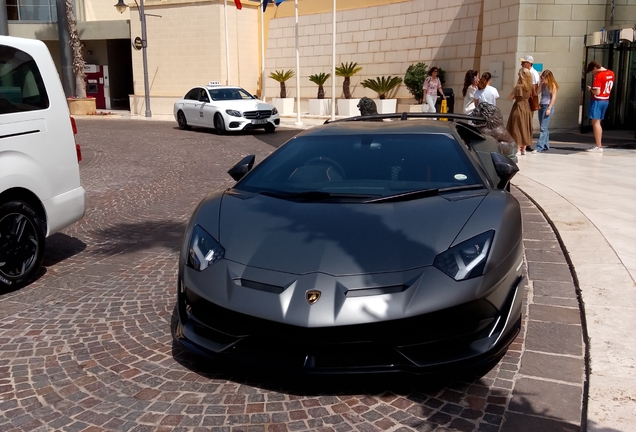 Lamborghini Aventador LP770-4 SVJ
