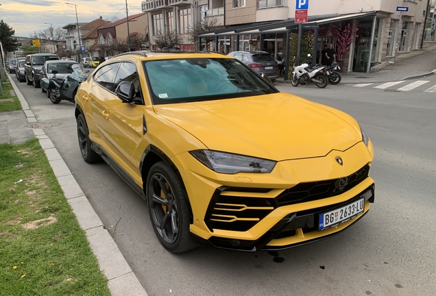 Lamborghini Urus