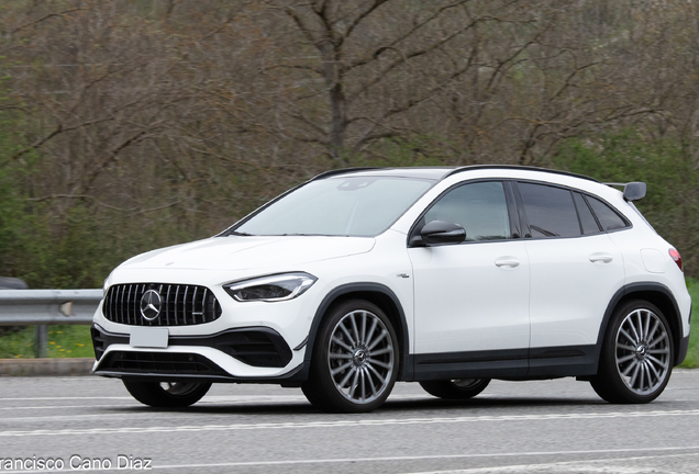 Mercedes-AMG GLA 45 4MATIC+ H247
