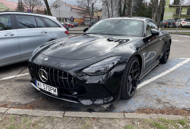 Mercedes-AMG GT 63 C192