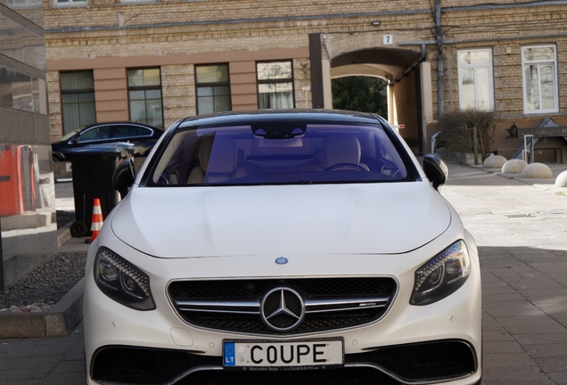 Mercedes-Benz S 63 AMG Coupé C217