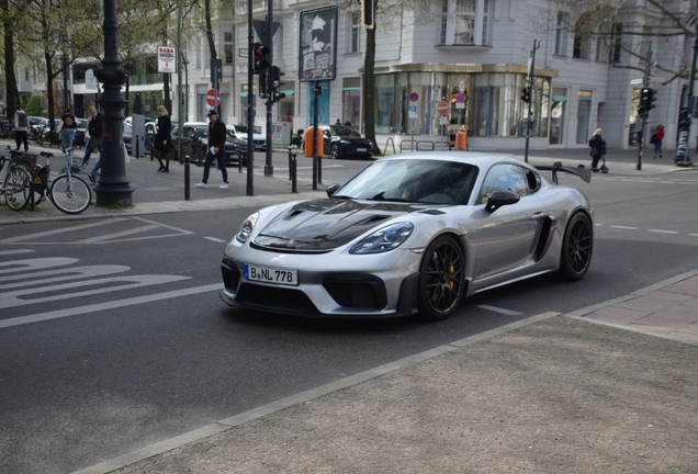 Porsche 718 Cayman GT4 RS Weissach Package