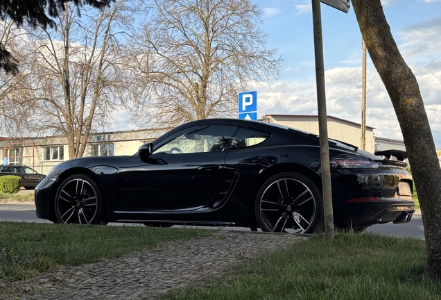 Porsche 718 Cayman S
