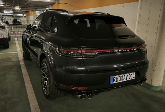 Porsche 95B Macan Turbo