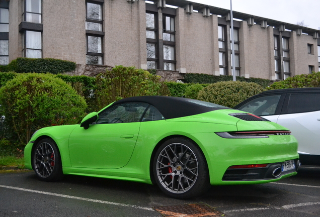 Porsche 992 Carrera 4S Cabriolet