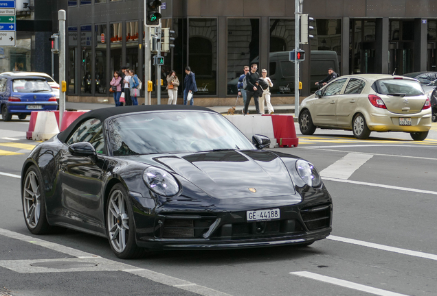 Porsche 992 Carrera GTS Cabriolet