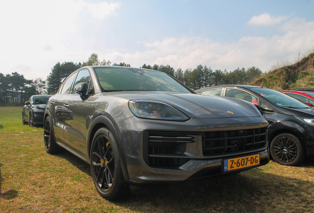 Porsche Cayenne Coupé Turbo E-Hybrid