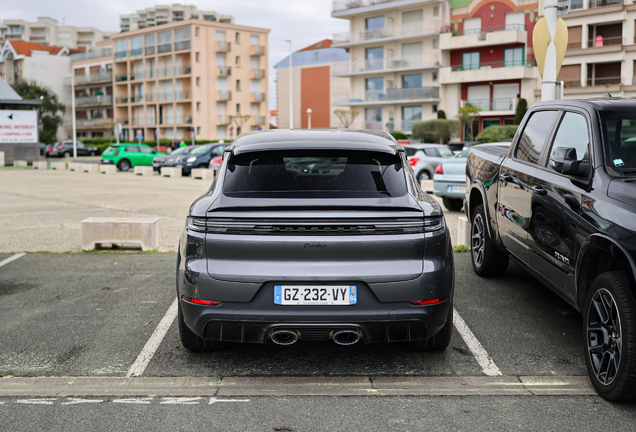 Porsche Cayenne Coupé Turbo E-Hybrid
