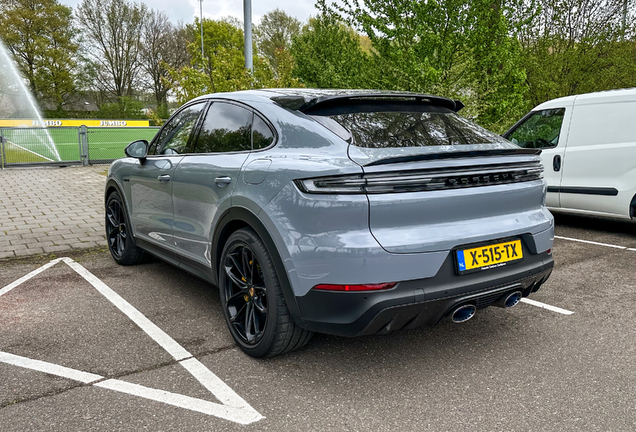 Porsche Cayenne Coupé Turbo E-Hybrid