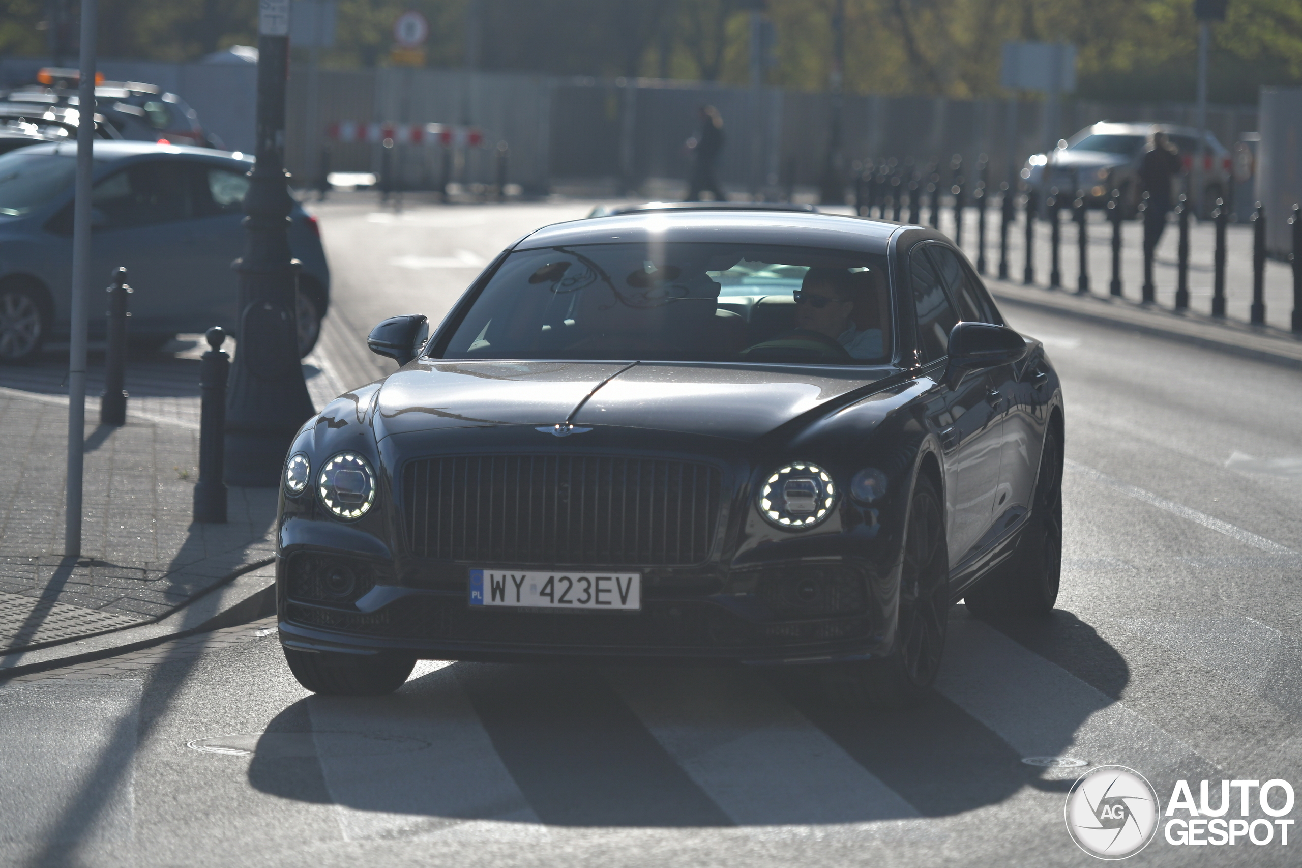 Bentley Flying Spur V8 2021