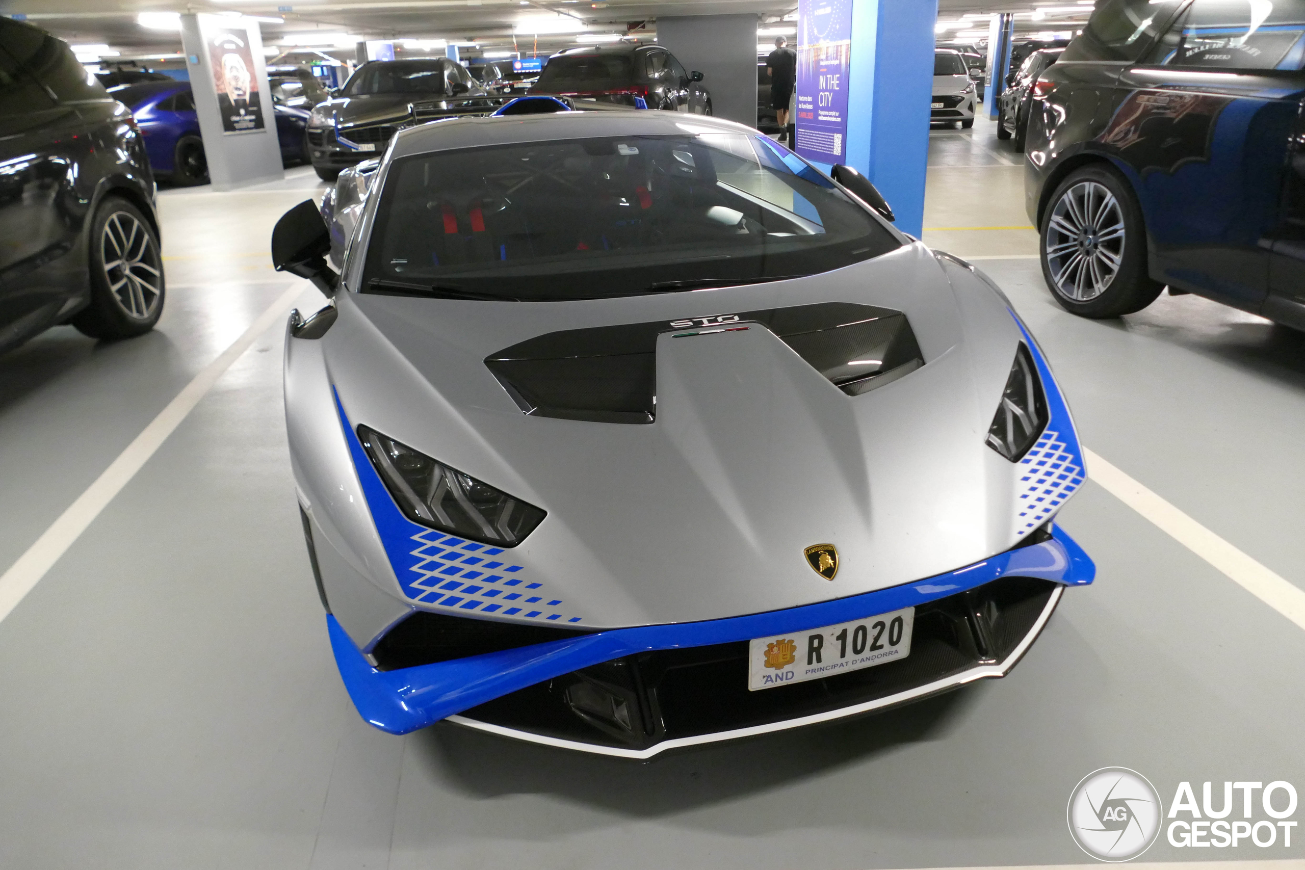 Lamborghini Huracán LP640-2 STO