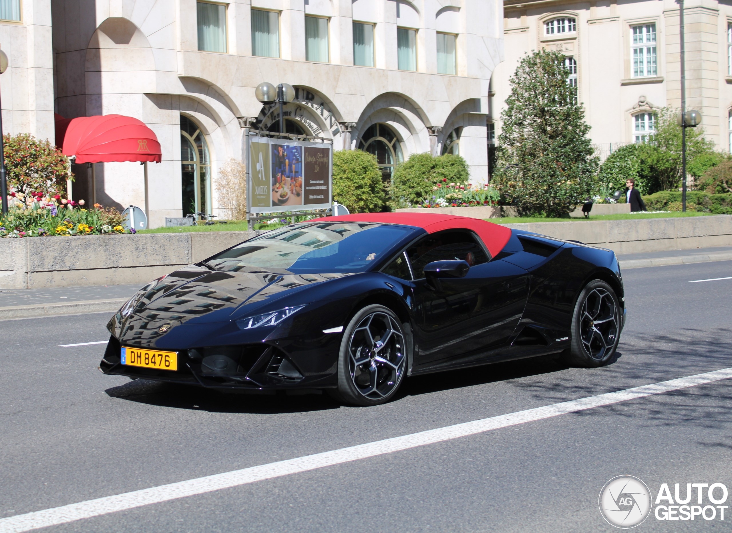 Lamborghini Huracán LP640-4 EVO Spyder