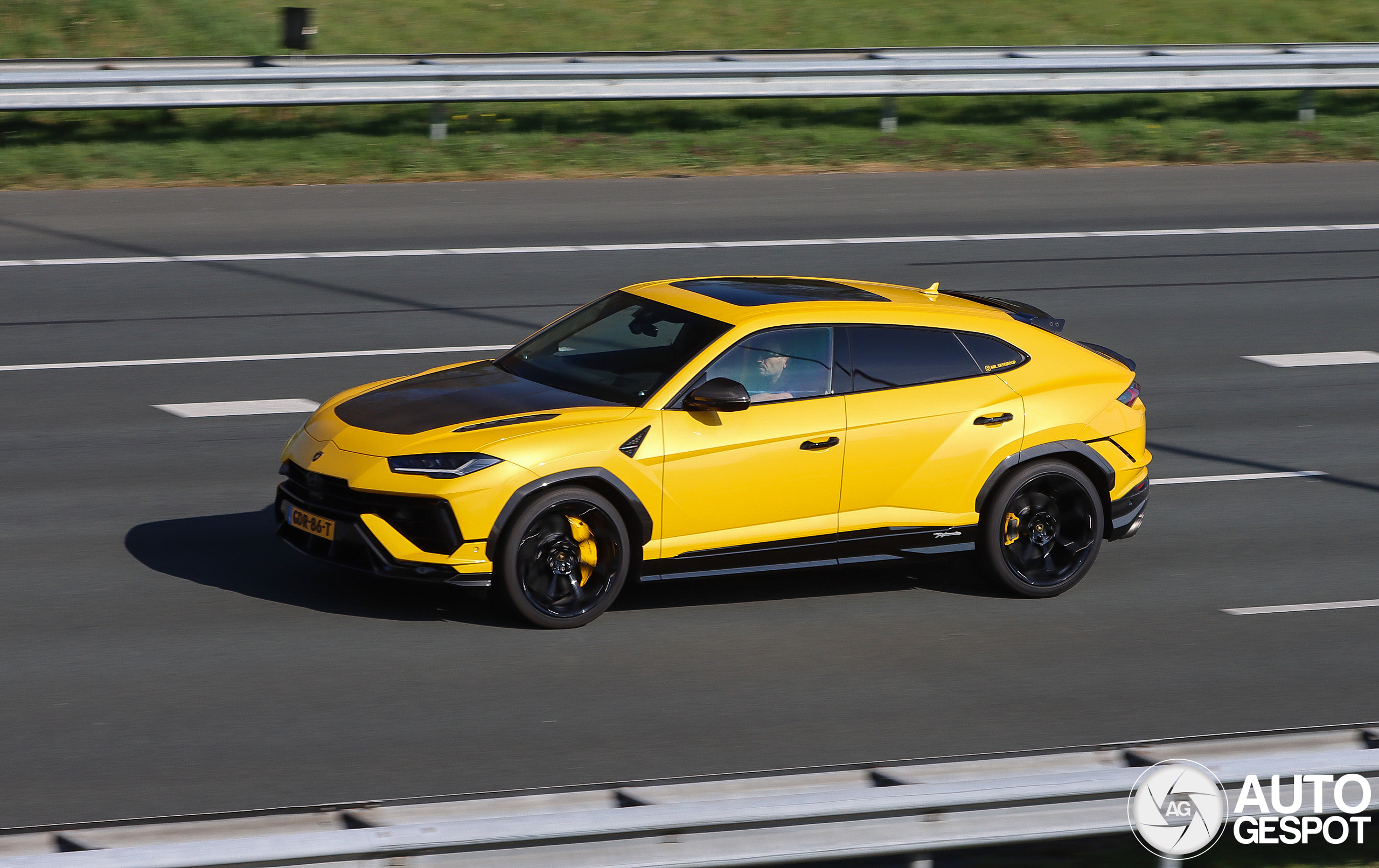 Lamborghini Urus Performante