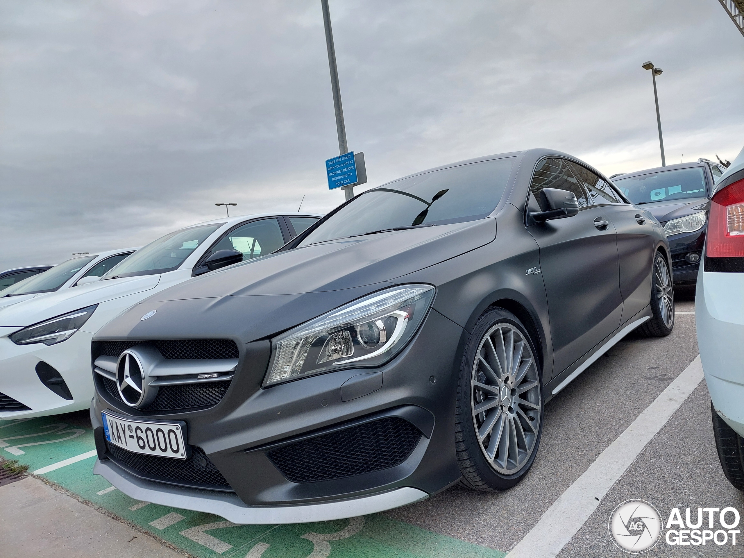 Mercedes-Benz CLA 45 AMG C117