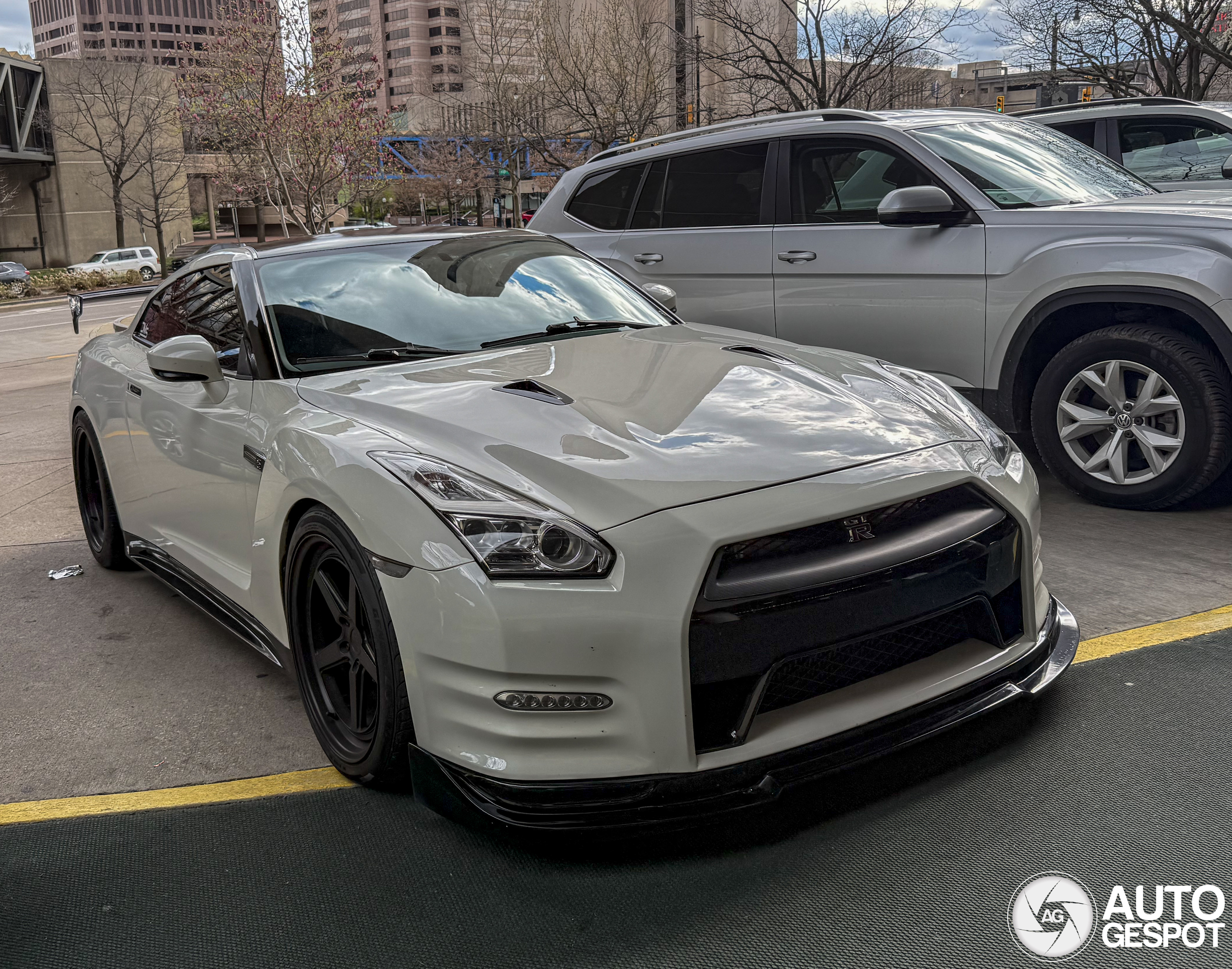 Nissan GT-R 2012