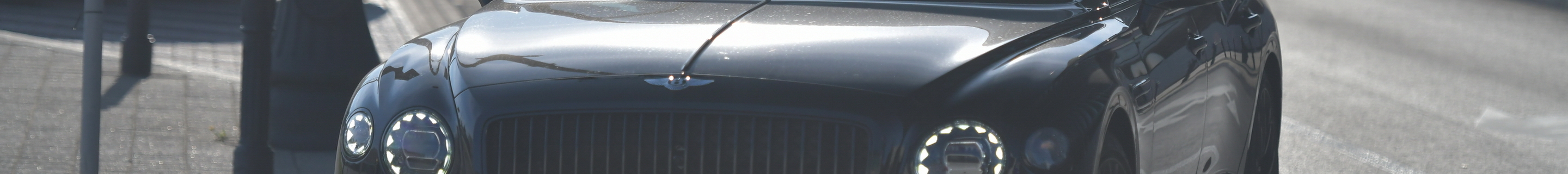 Bentley Flying Spur V8 2021
