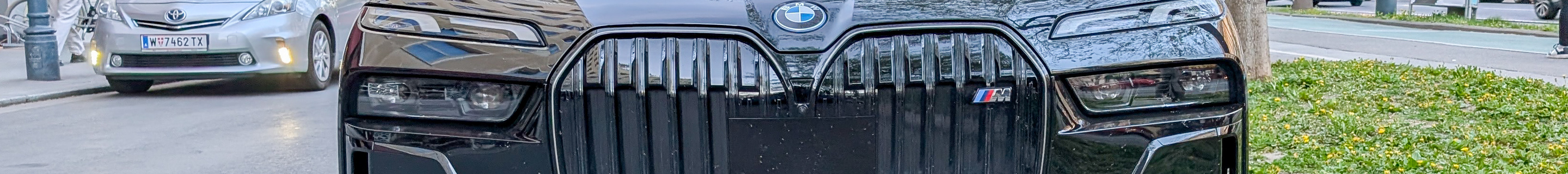 BMW M760e xDrive