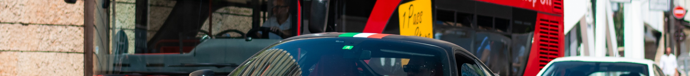 Ferrari 488 Pista