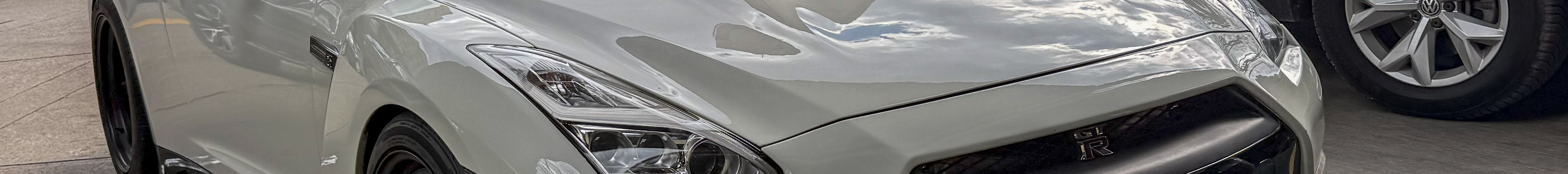 Nissan GT-R 2012
