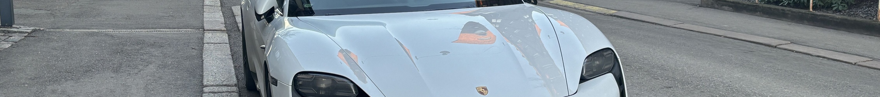 Porsche Taycan Turbo S MkI