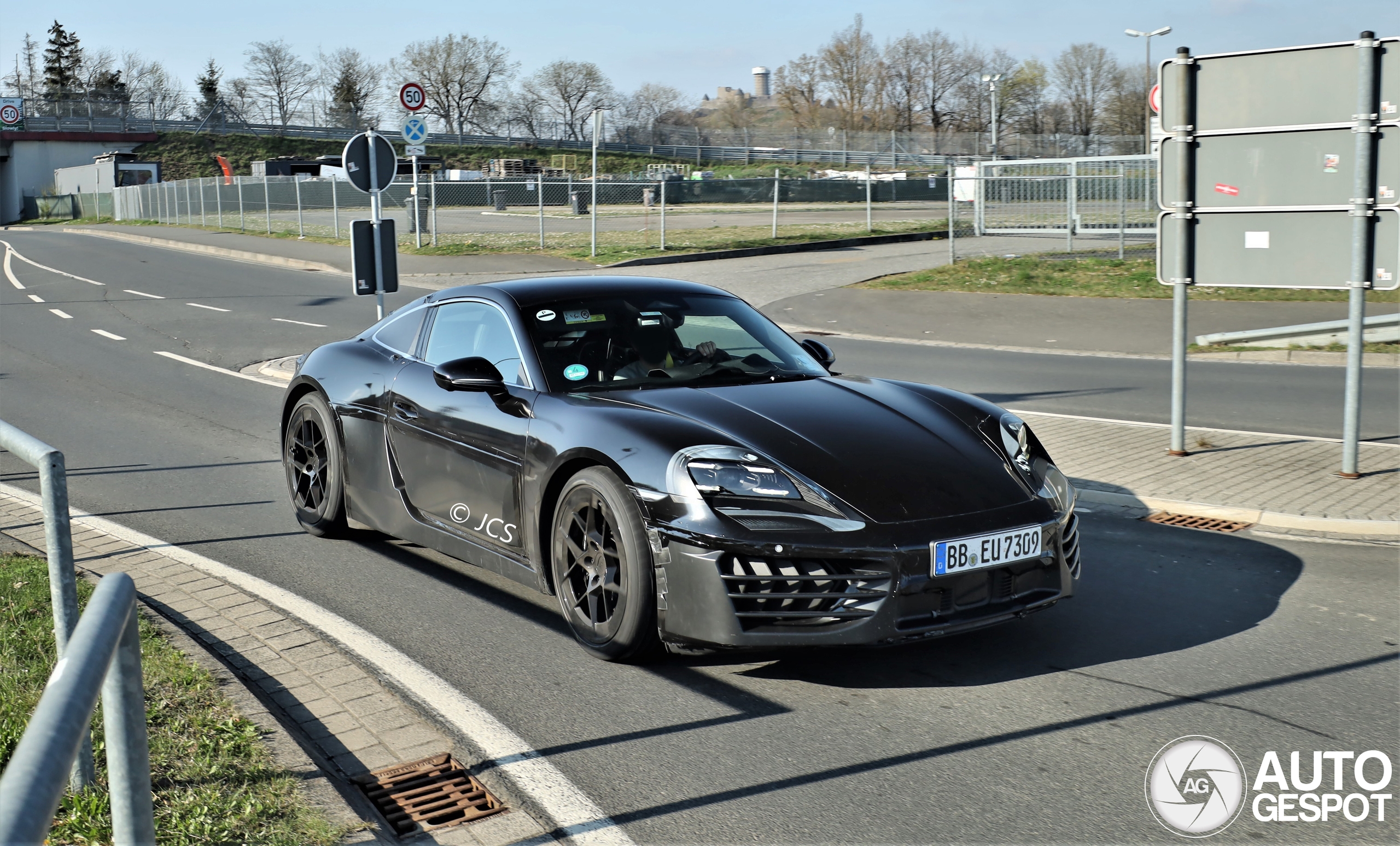 Porsche 718 Cayman EV