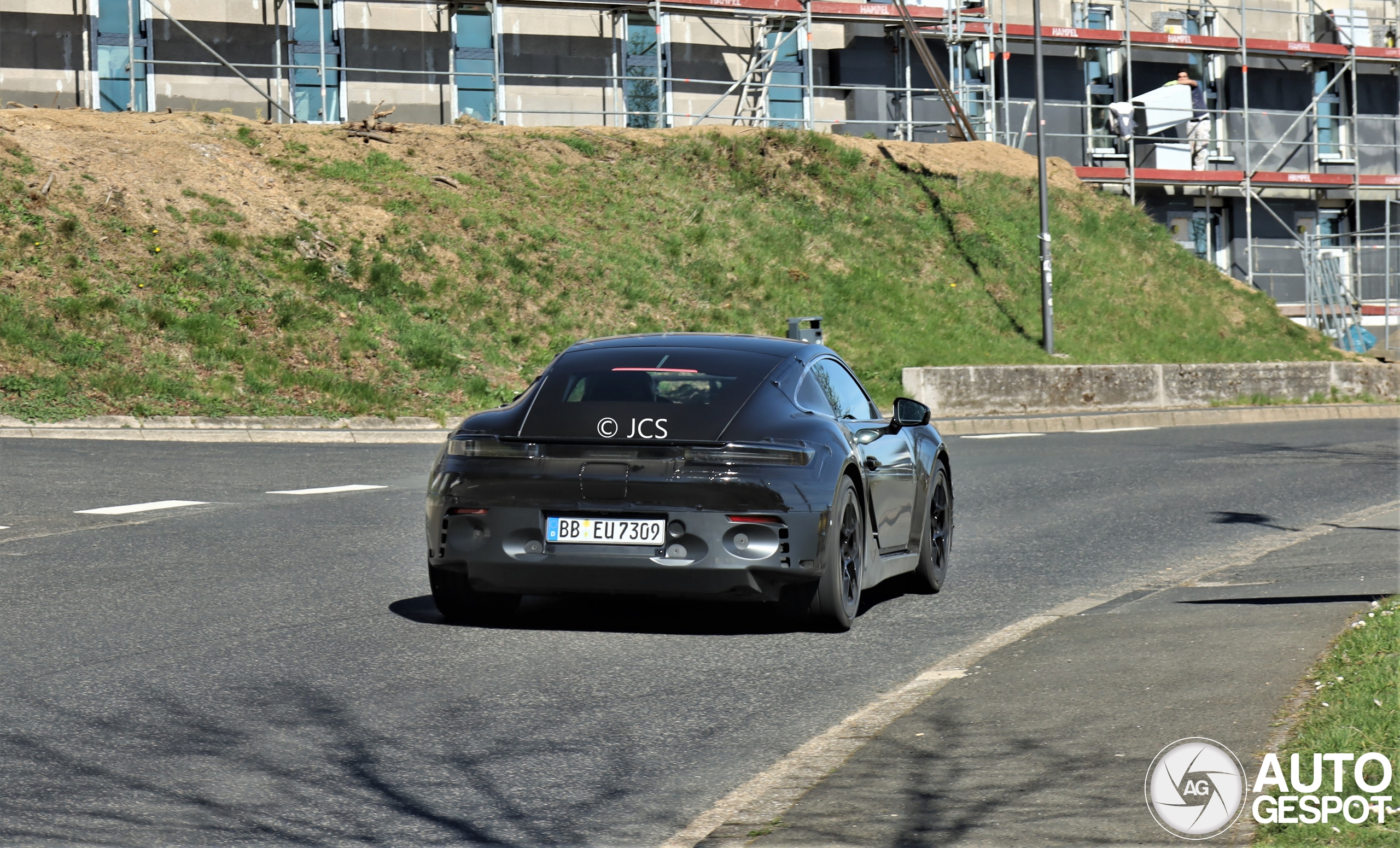 Porsche 718 Cayman EV