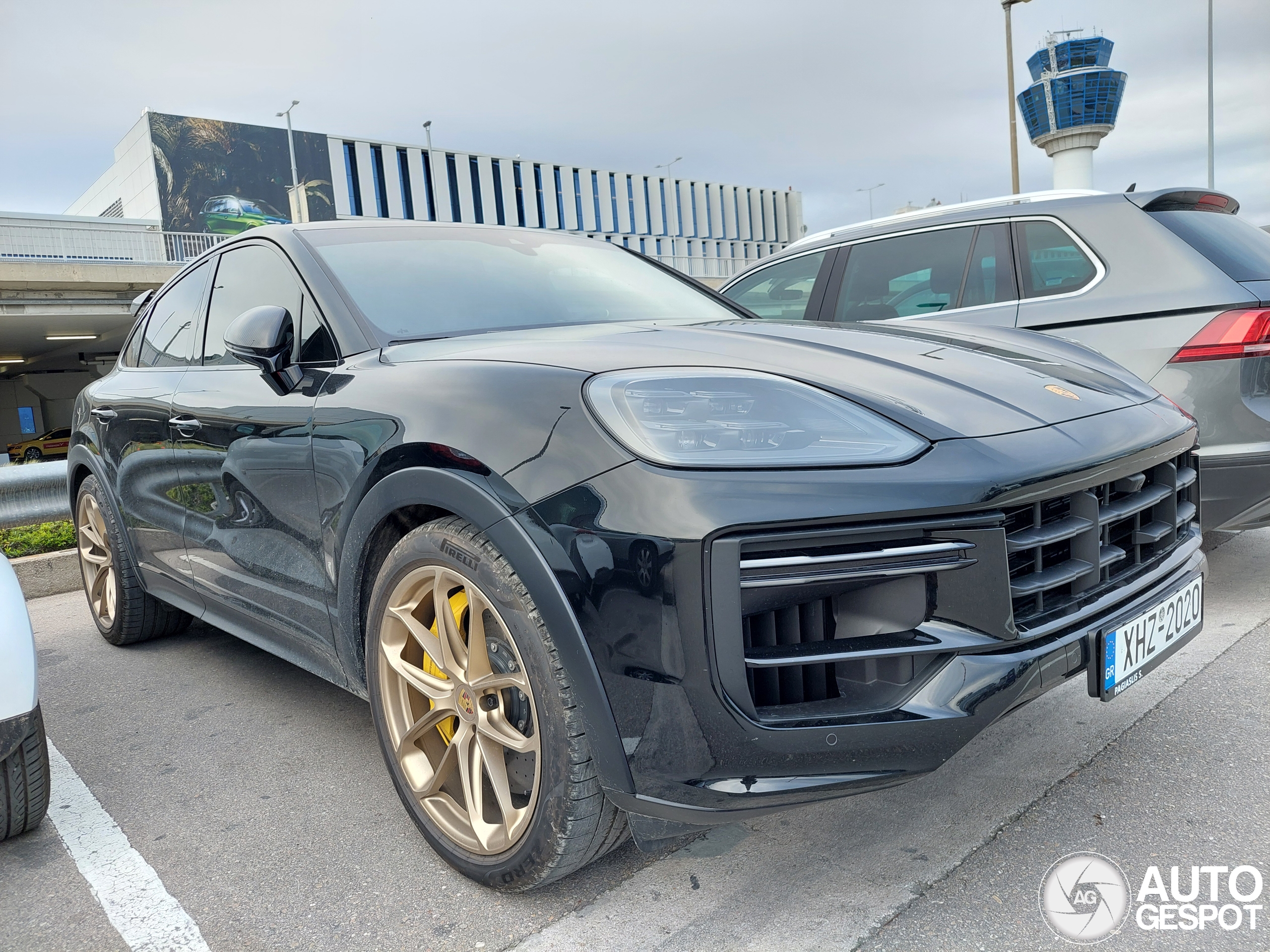 Porsche Cayenne Coupé Turbo E-Hybrid