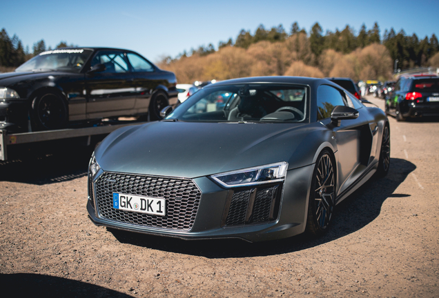 Audi R8 V10 Plus 2015