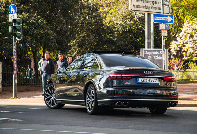 Audi S8 D5