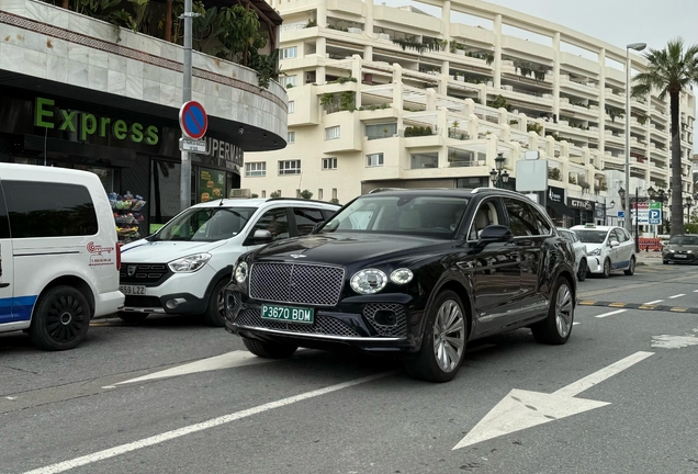 Bentley Bentayga Hybrid 2021