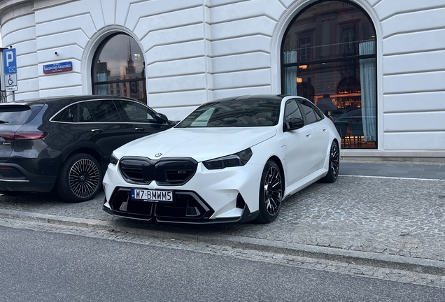 BMW M5 G90