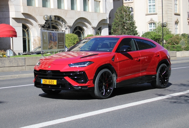 Lamborghini Urus S