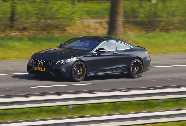 Mercedes-AMG S 63 Coupé C217 2018 Yellow Night Edition
