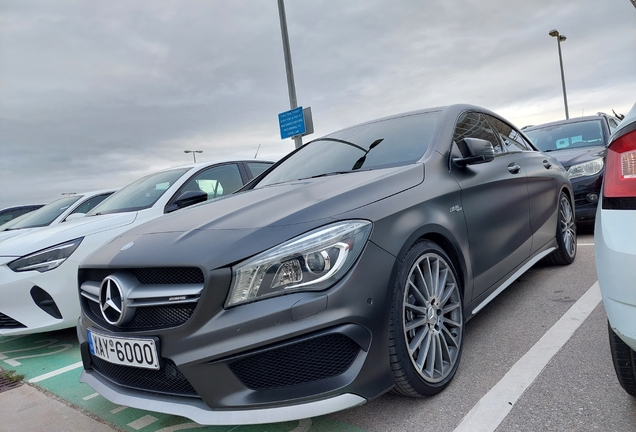 Mercedes-Benz CLA 45 AMG C117