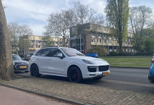 Porsche 958 Cayenne GTS MkII