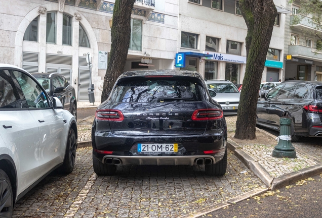 Porsche 95B Macan Turbo