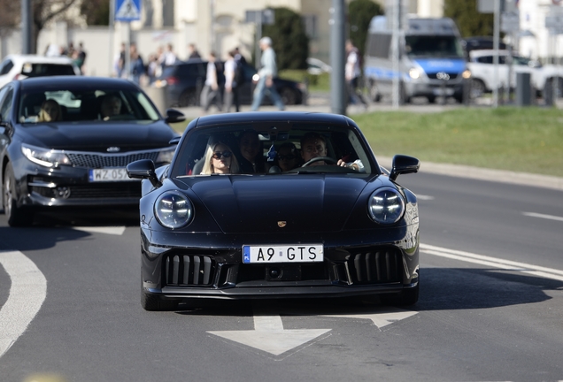 Porsche 992 Carrera 4 GTS MkII