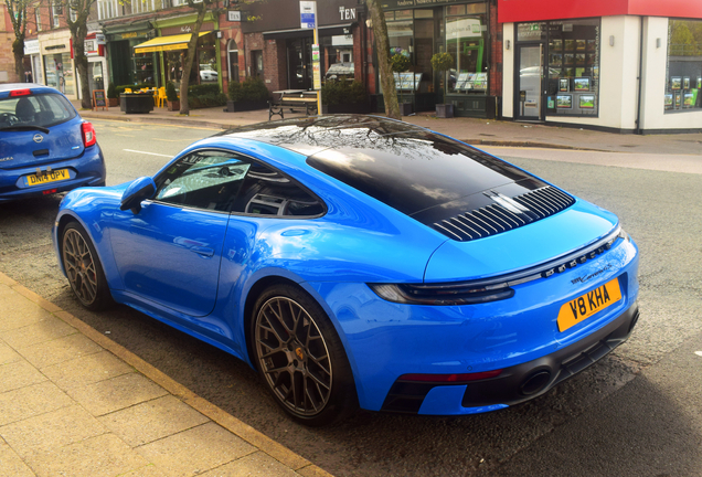 Porsche 992 Carrera 4S