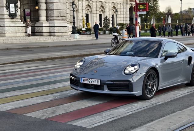 Porsche 992 Turbo