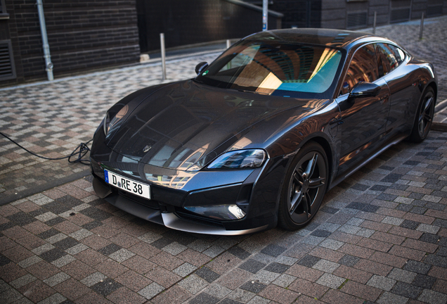 Porsche Taycan Turbo MkII