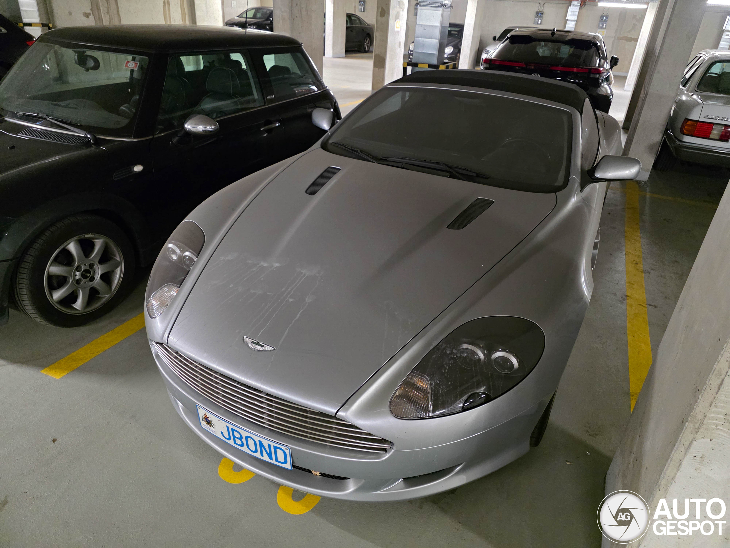 Aston Martin DB9 Volante